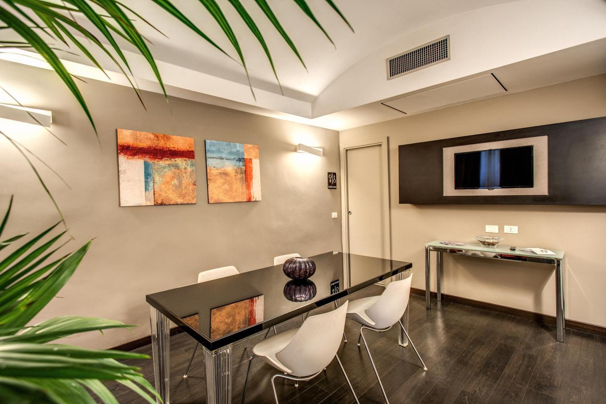 Hotel Rinascimento — Photos 1